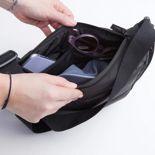 PUFFER MOON BAG SMALL NERA