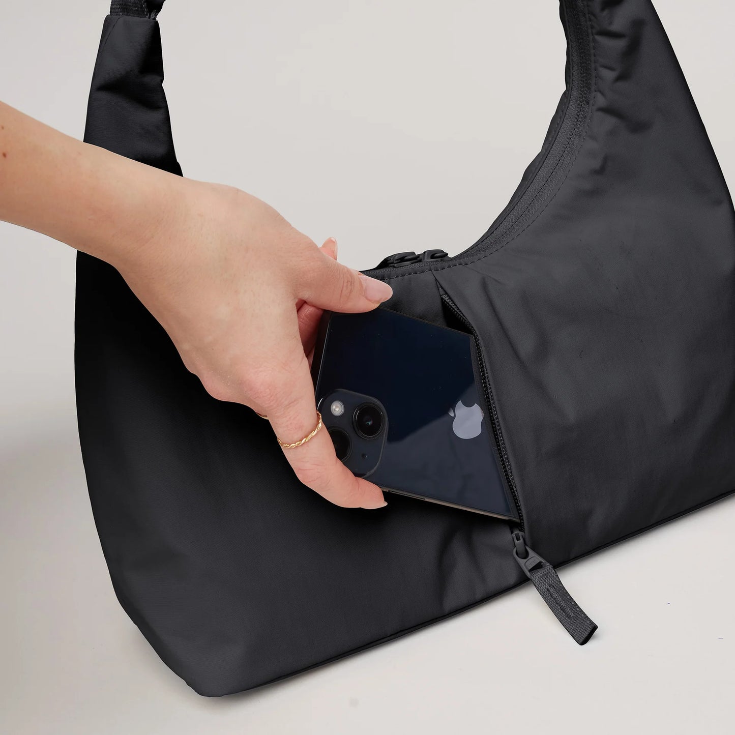 T-SHAPE BAG MINI NERO