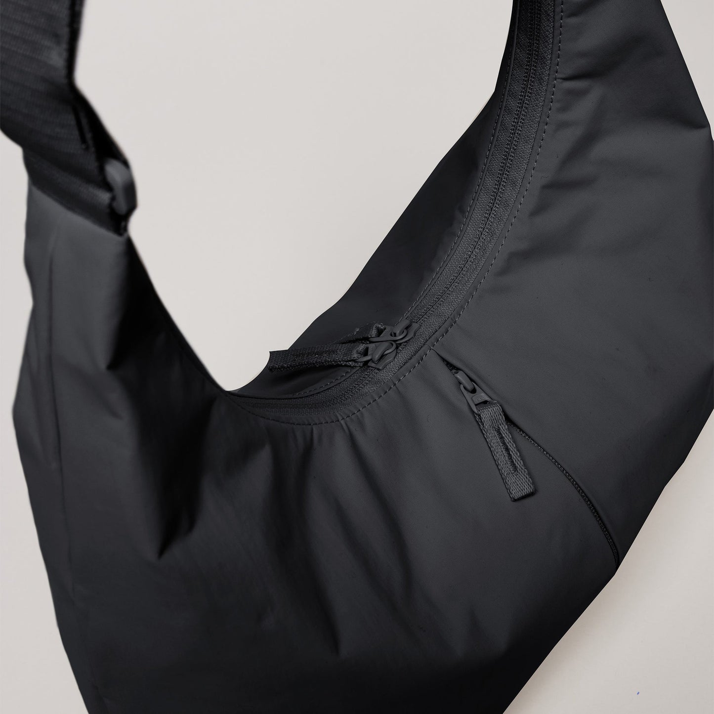 T-SHAPE BAG MINI NERO