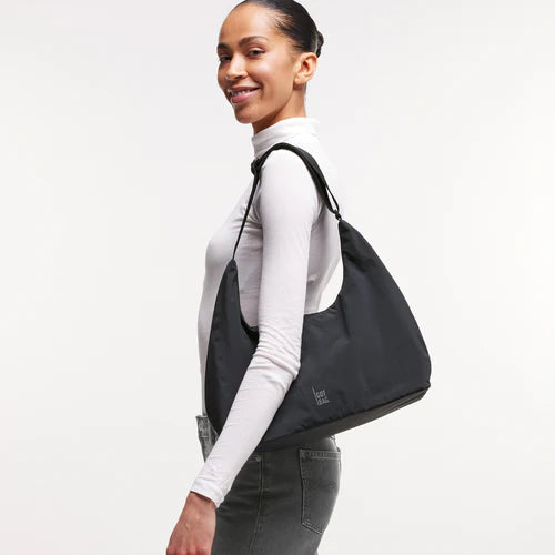 T-SHAPE BAG NERA