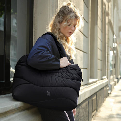 WAVY PUFFER EVERYDAY BAG NERA