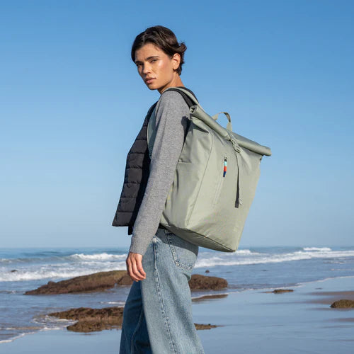 ZAINO ROLLTOP EASY VERDE SALVIA - PLASTICA RICICLATA