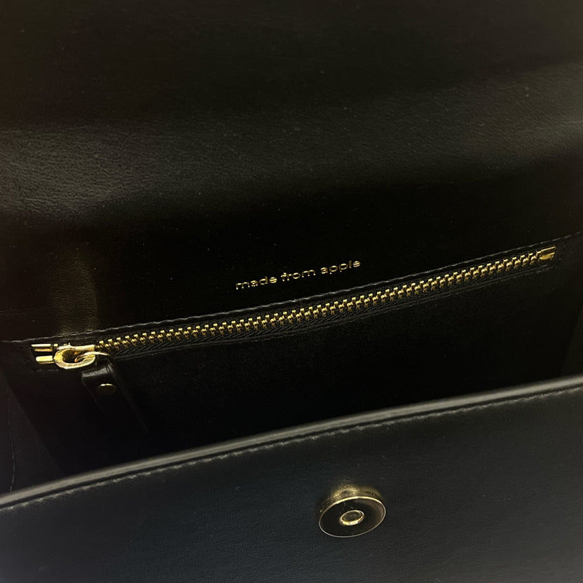 KIVIK TRACOLLA E POCHETTE – MELA
