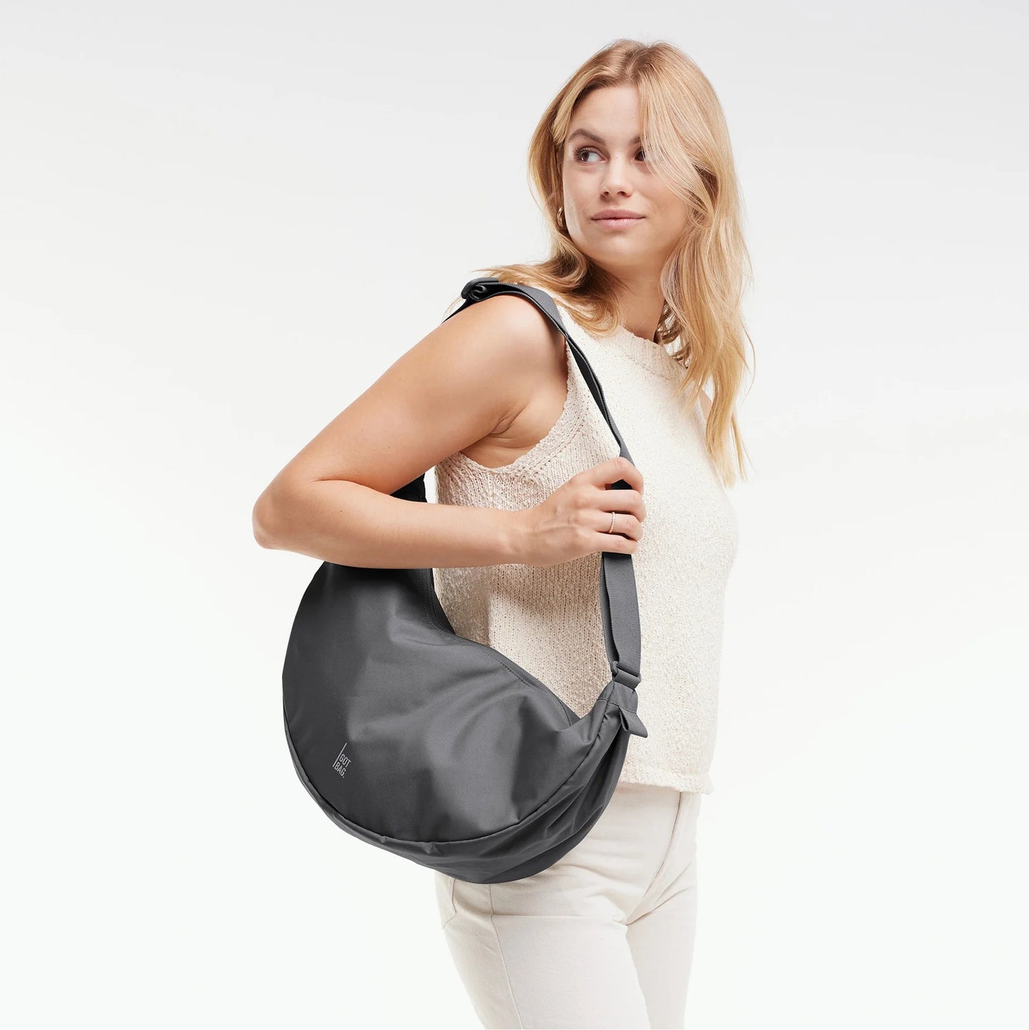 MOON BAG LARGE GRIGIA – PLASTICA RECUPERATA DAGLI OCEANI
